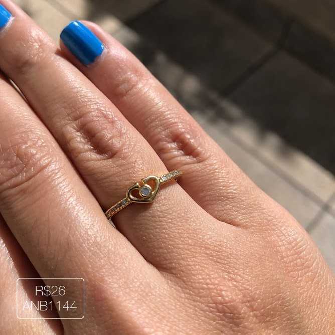 Anel Coração Zirconia Meio